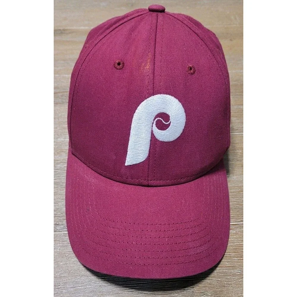 Philadelphia Phillies Hat 1980s  Cooperstown ‘47 Kids Size Maroon  Cap MLB Snap